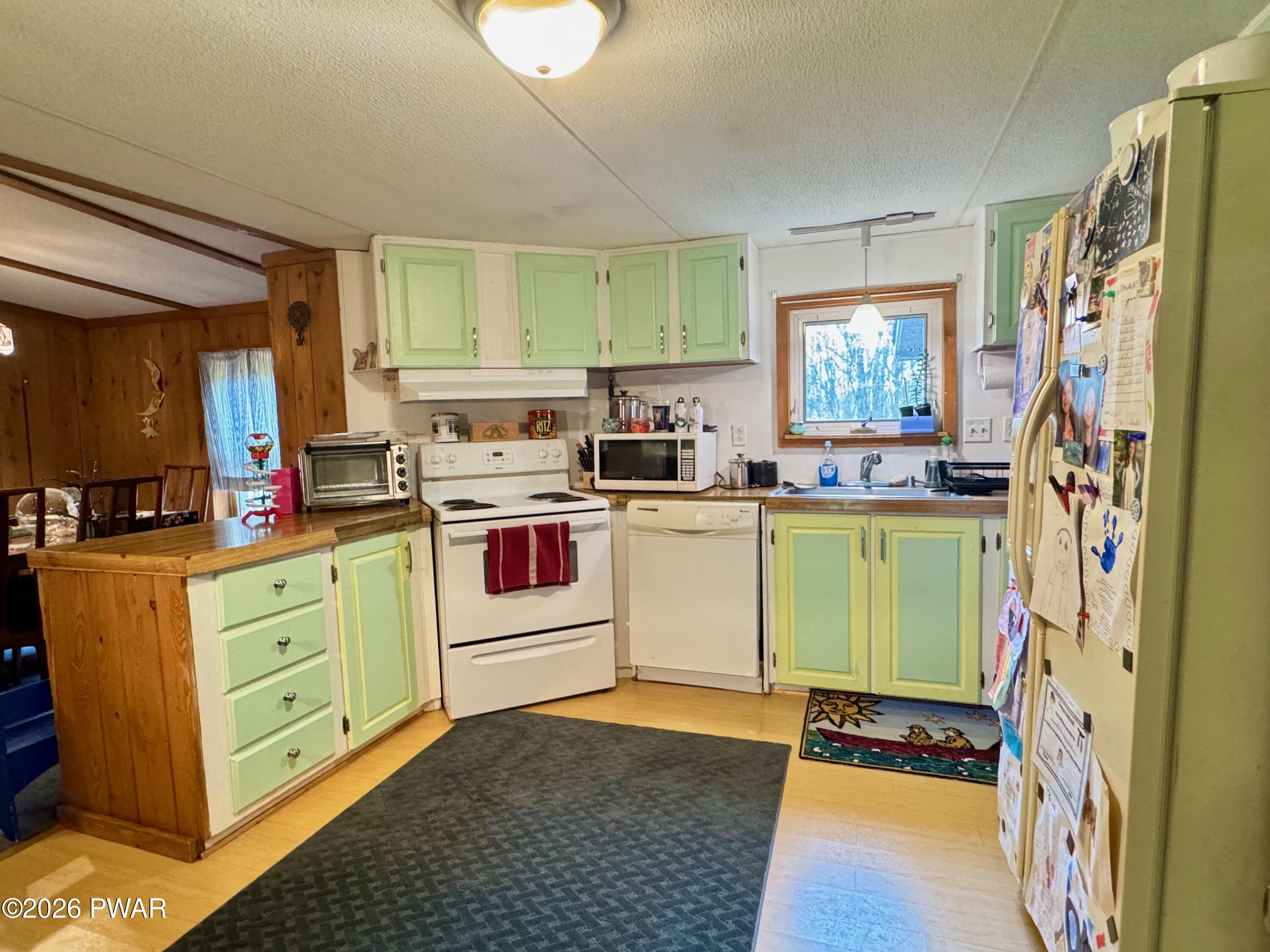 49 Como Road Lakewood, PA 18439 - Photo 6 of 25