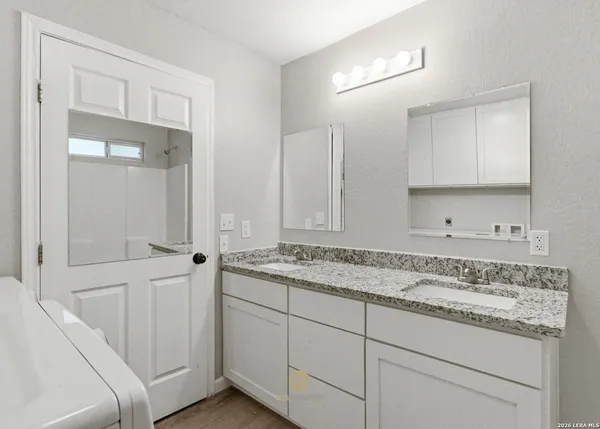 $1,700 | 507 Scenic Run, Canyon Lake, TX 78133