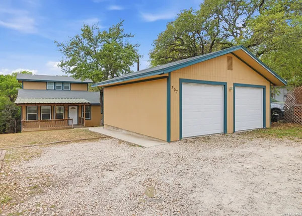 $1,700 | 507 Scenic Run, Canyon Lake, TX 78133