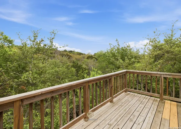 $1,700 | 507 Scenic Run, Canyon Lake, TX 78133