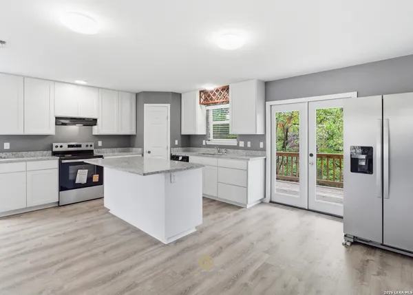 $1,700 | 507 Scenic Run, Canyon Lake, TX 78133