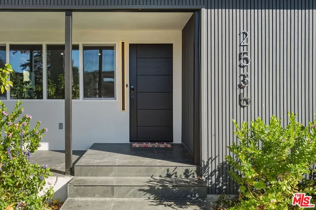 $1,895,000 | 2536 Cotner Avenue, Los Angeles, CA 90064