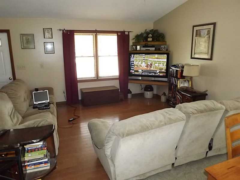 51 Maple Rock Road Foster, RI 02857 - Photo 8 of 17 Living Room.