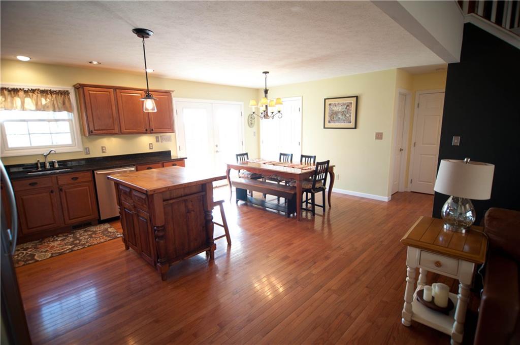 1143 Mohawk Road McDonald, PA 15057 - Photo 4 of 25 Gallery Image 4