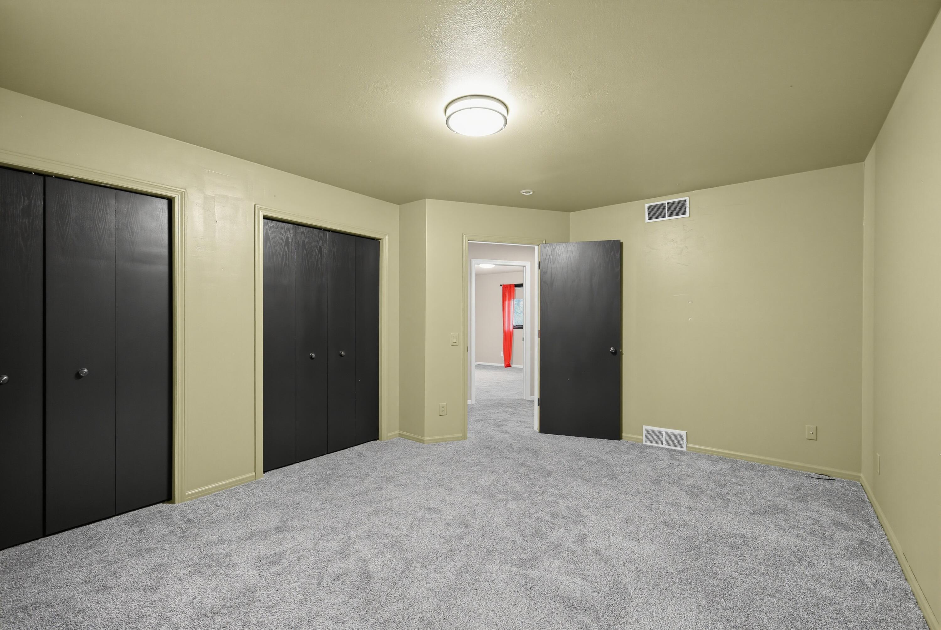 7201 Longmeadow Road Madison, WI 53717 - Photo 23 of 33 22_7201_Longmeadow_Road-Bedroom-7263