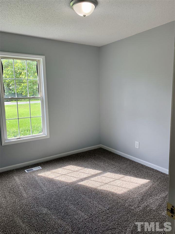 468 North Pleasant Coates Road Benson, NC 27504 - Photo 6 of 9 Gallery Image 6