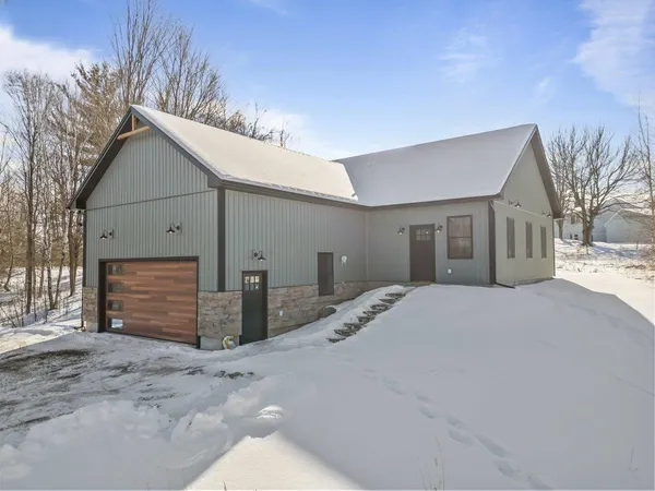 $450,000 | 84 Sweet Bedrock Lane, Georgia, VT 05468
