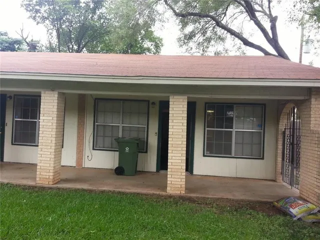 $1,200 | 1724 West Sanford Street, Unit D, Arlington, TX 76012