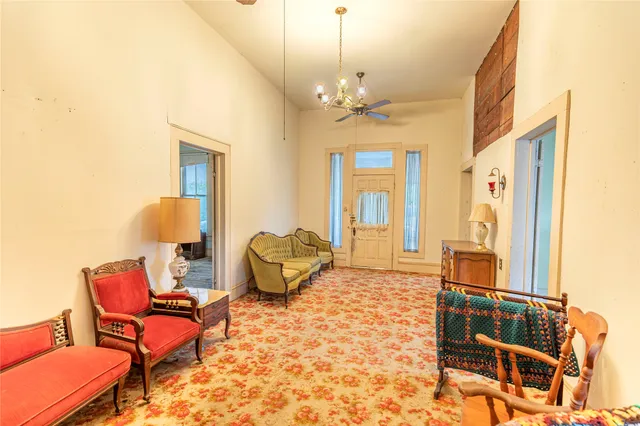 $355,000 | 768 Travis Road, Bellville, TX 77418