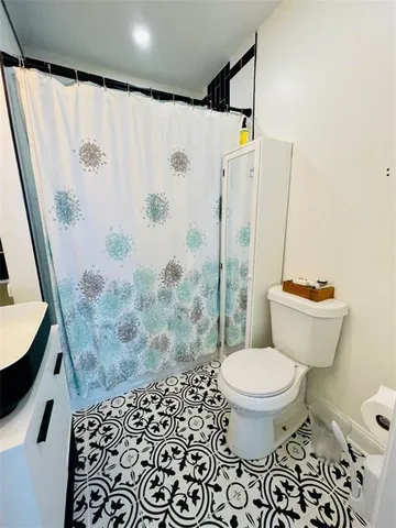 $330,000 | 1241 Douglas Avenue, Kansas City, KS 66103