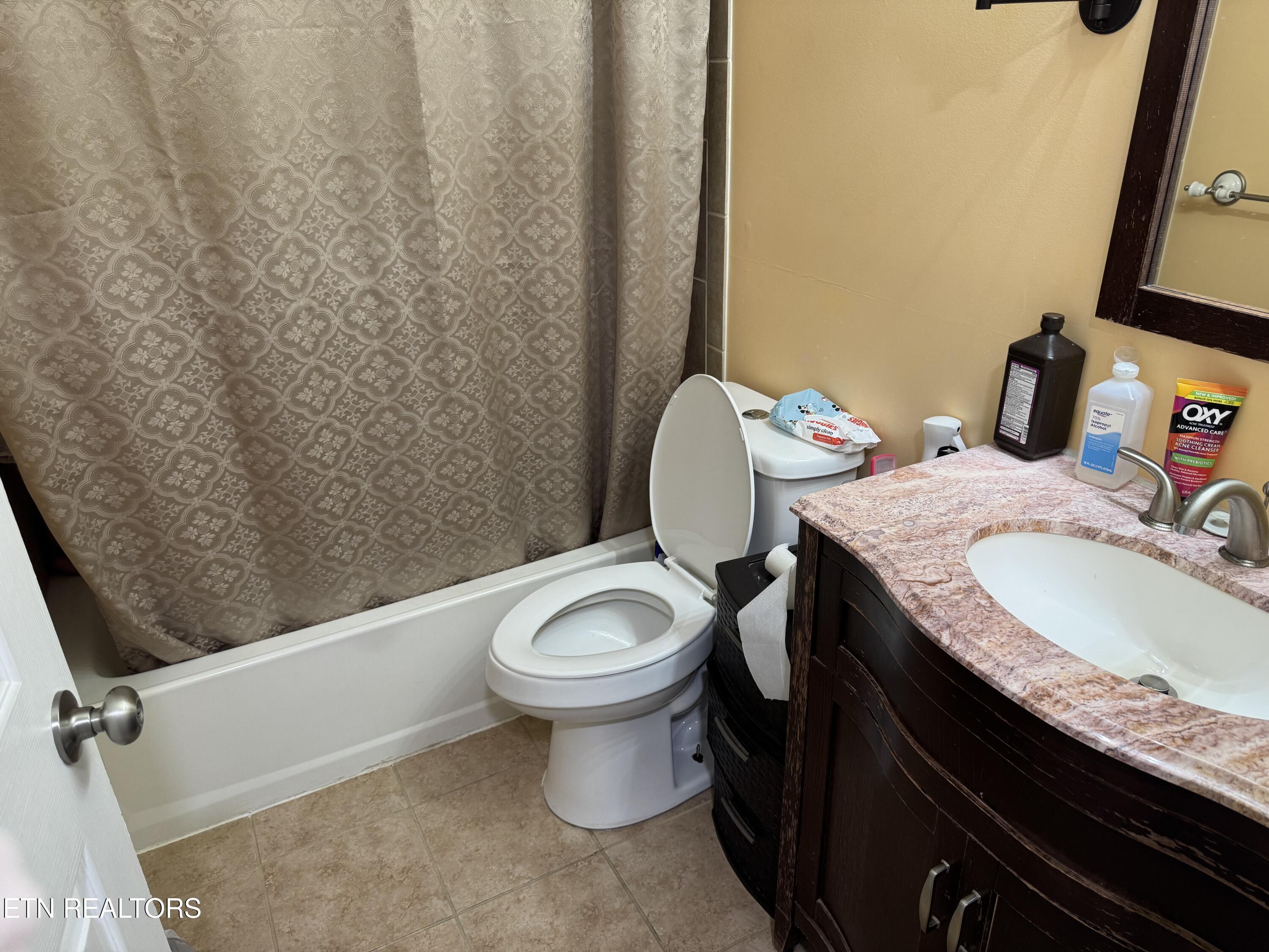 652 Indian Mountain Road Jellico, TN 37762 - Photo 8 of 21 Bathroom 2