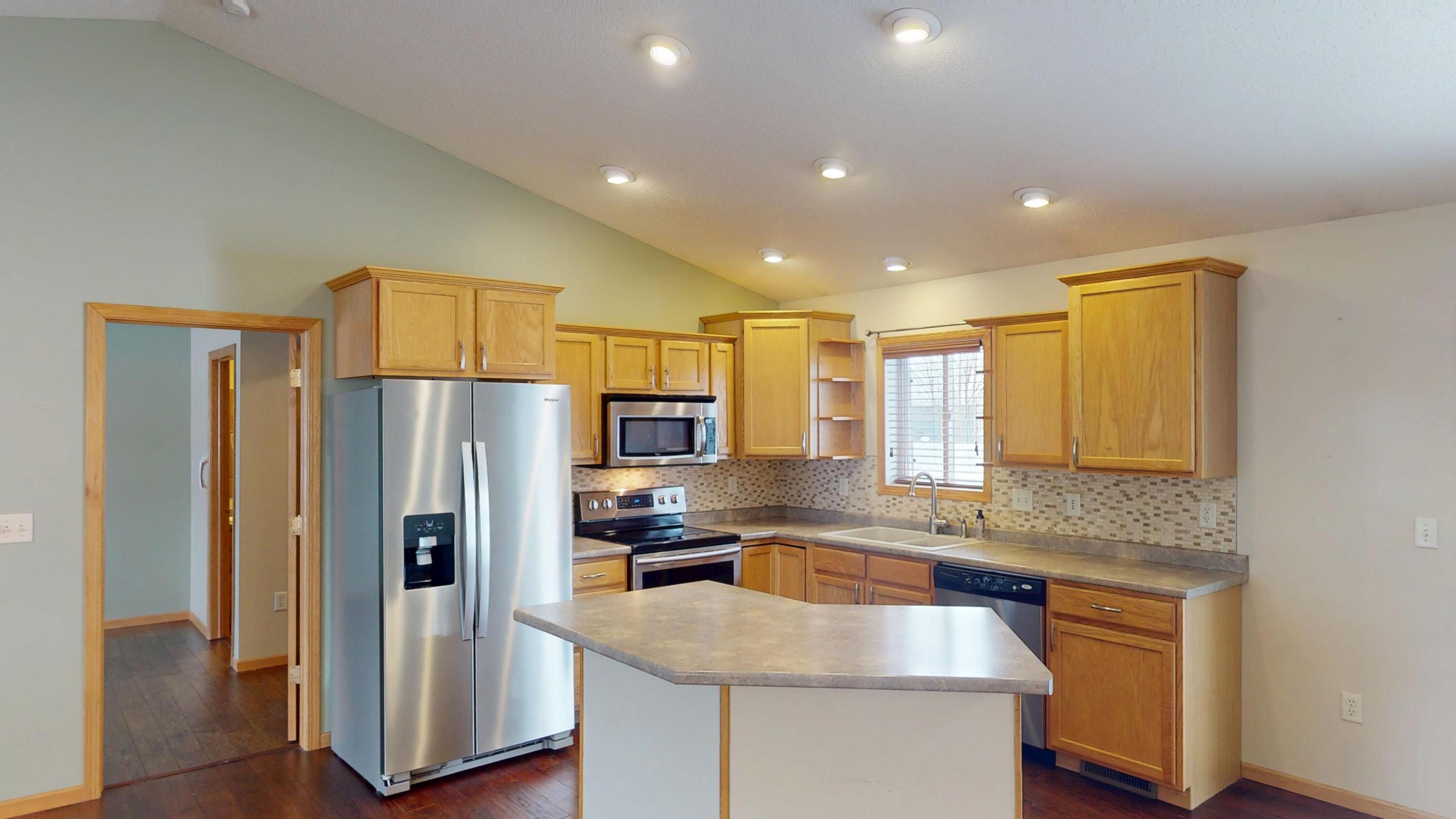 2002 Viking Avenue Holmen, WI 54636 - Photo 5 of 48 Kitchen_