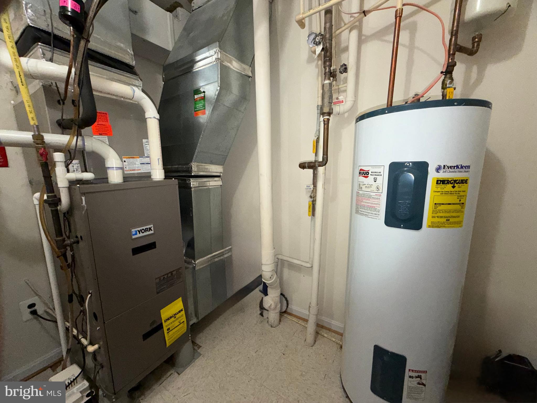 2013 Astilbe Way, Unit 2013 Odenton, MD 21113 - Photo 45 of 61 a view of storage and utility room