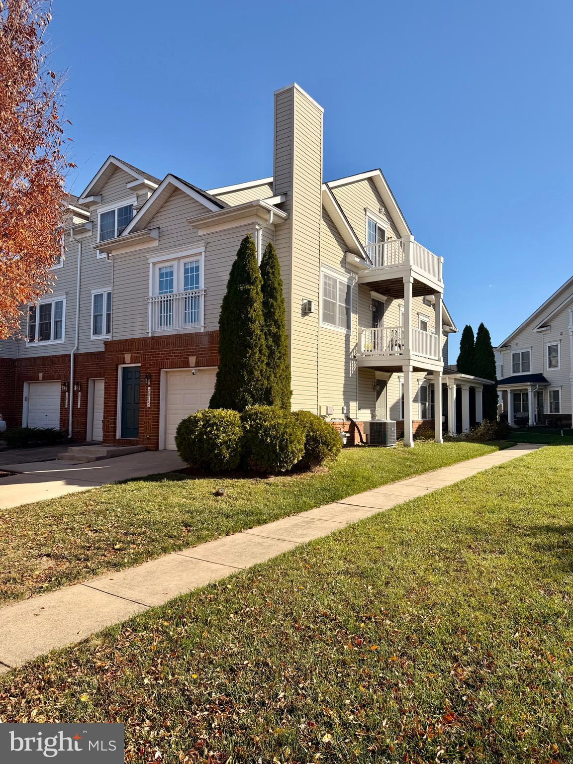 2013 Astilbe Way, Unit 2013 Odenton, MD 21113 - Photo 52 of 61 Side view