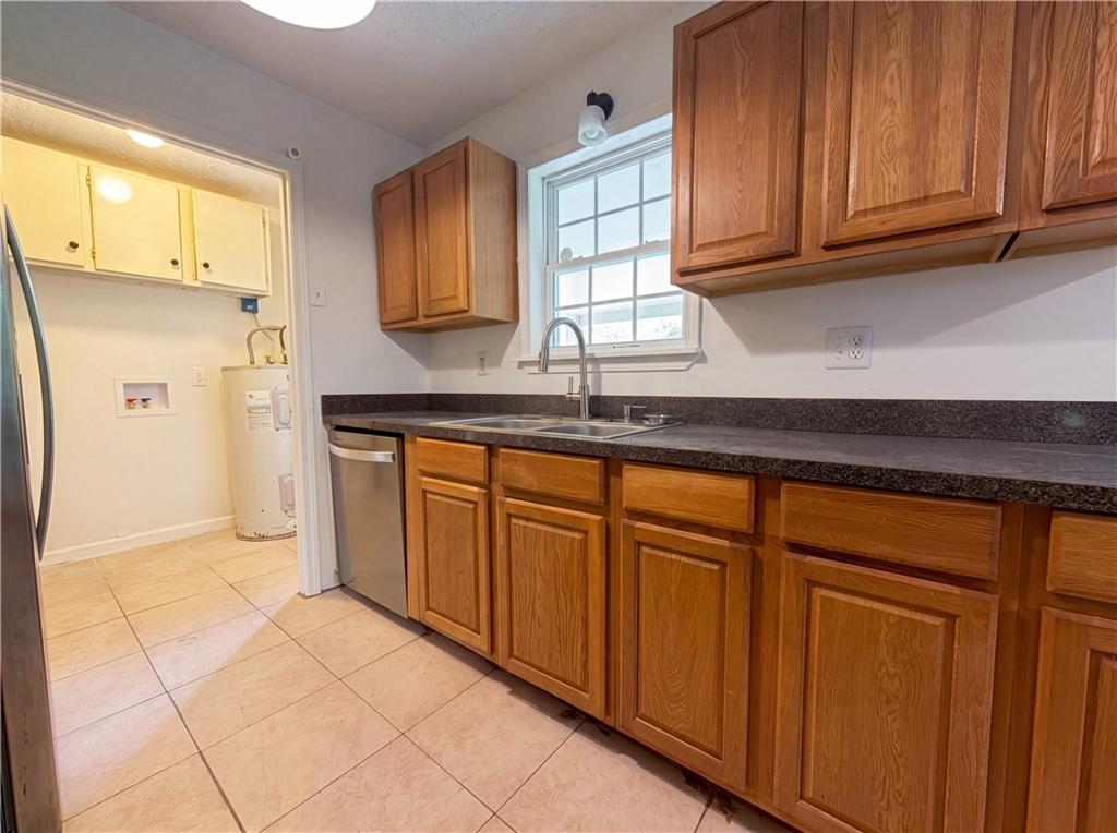 2860 Oxford Road Atlanta, GA 30349 - Photo 7 of 17