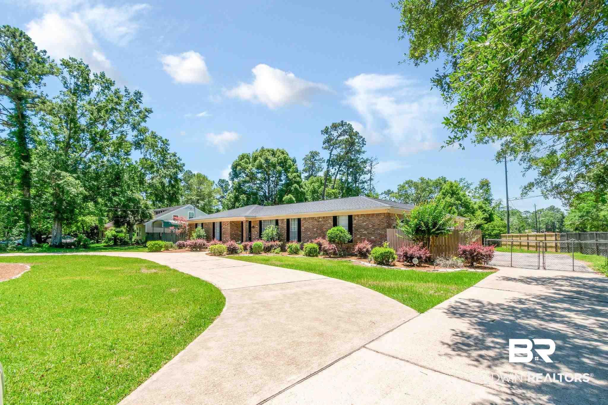 4101 Point Road Mobile, AL 36619 - Photo 3 of 50
