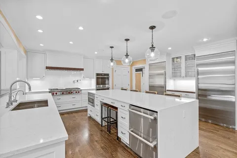 $5,100,000 | 200 Cliff Road, Wellesley, MA 02481