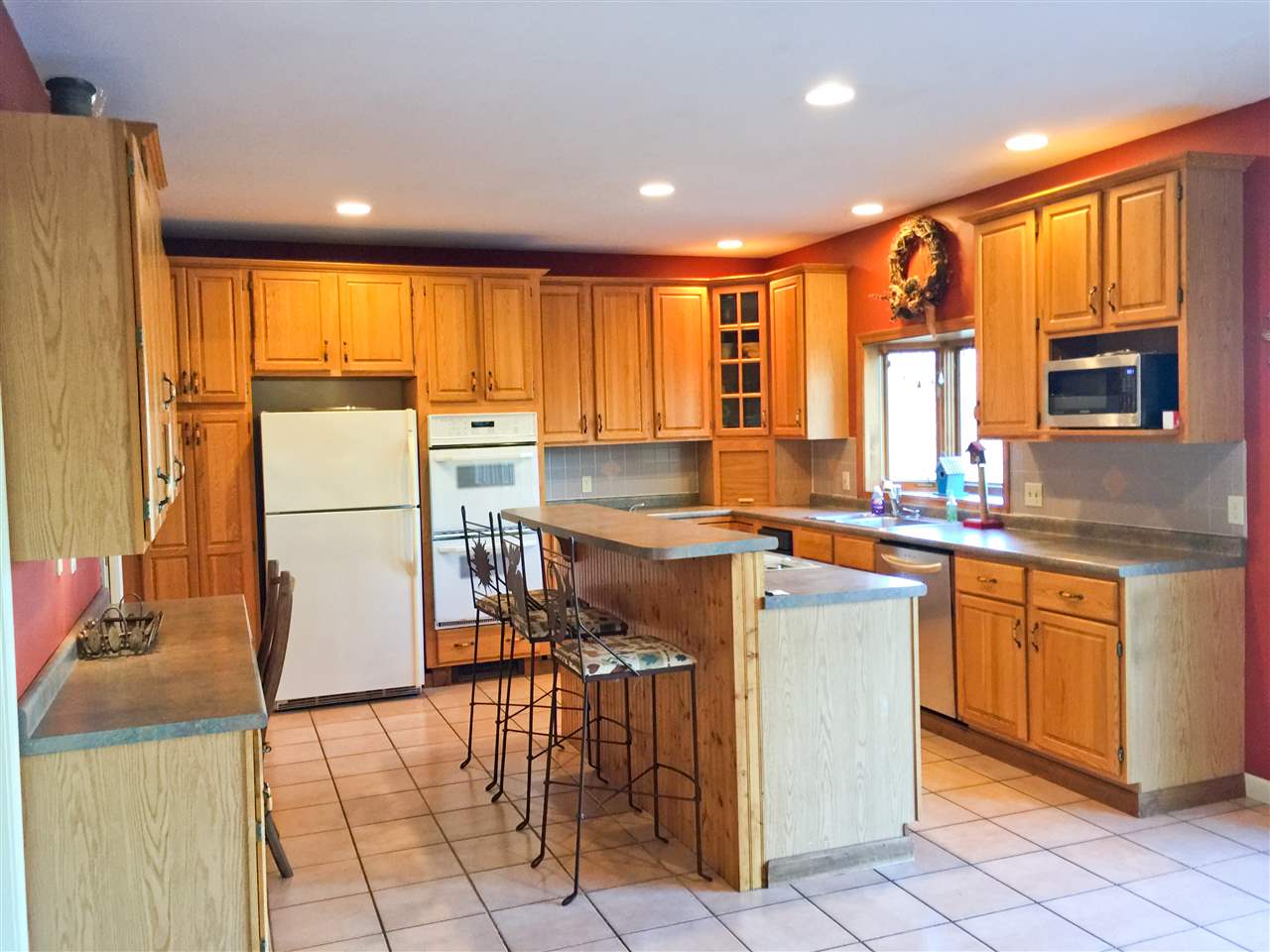 357 Murray Hill Road Warren, VT 05674 - Photo 11 of 40