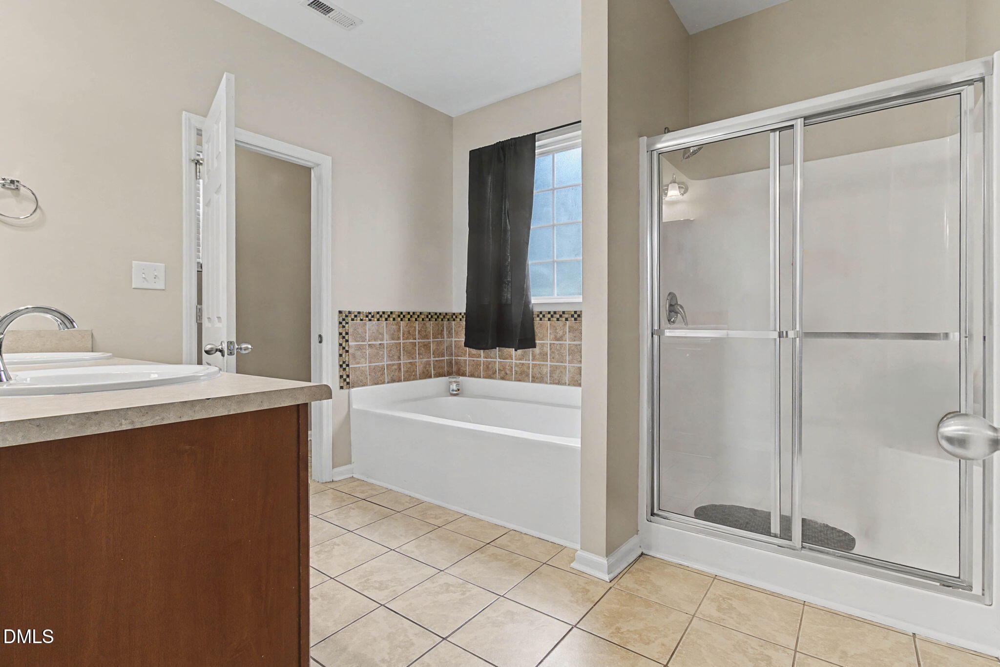 4117 Dublin Road Winterville, NC 28590 - Photo 9 of 17 25-web-or-mls-IMG_6930RE