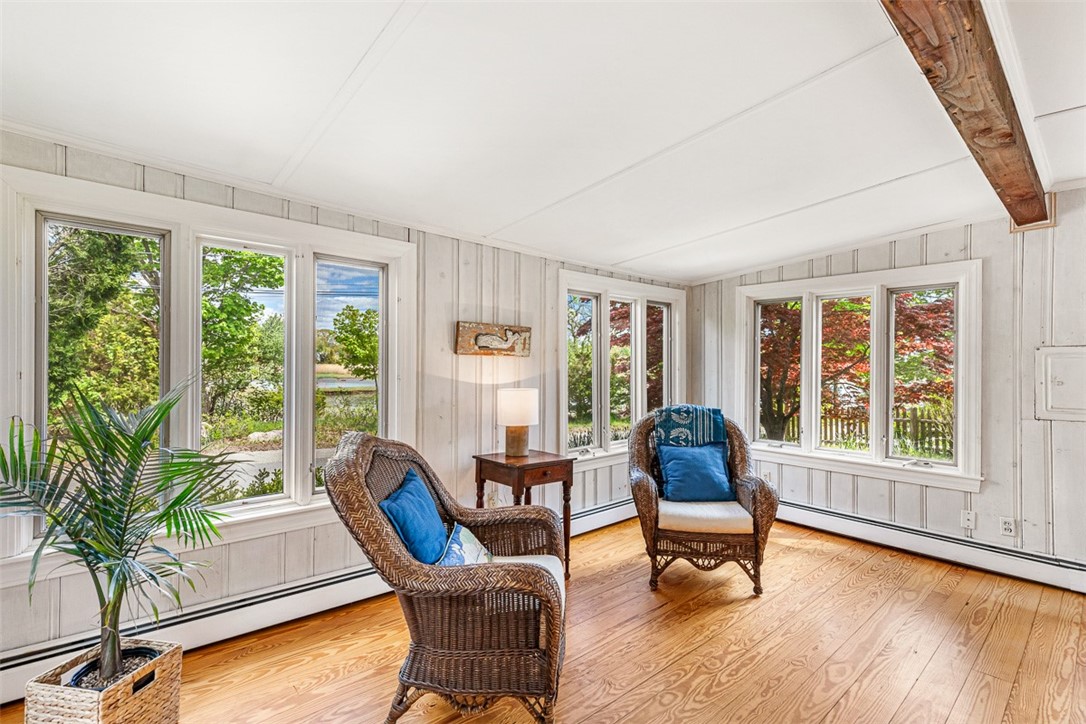 28 Byway Road Barrington, RI 02806 - Photo 5 of 35