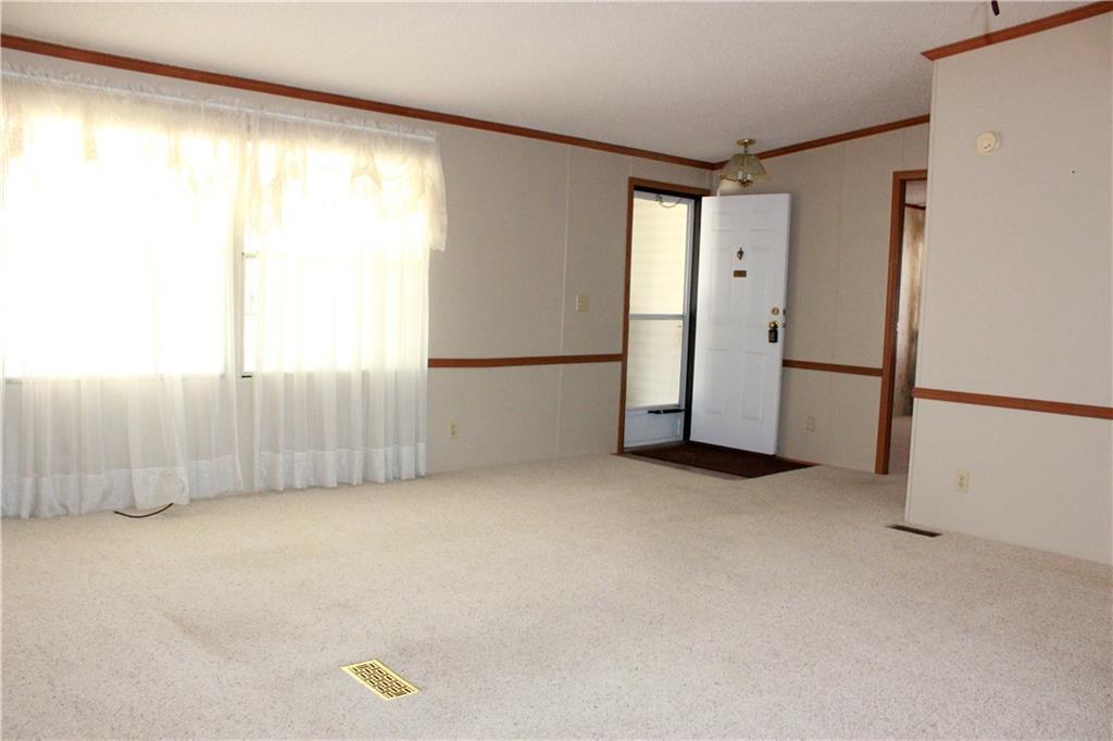 74 Sunset Drive Springfield, OH 45504 - Photo 5 of 25