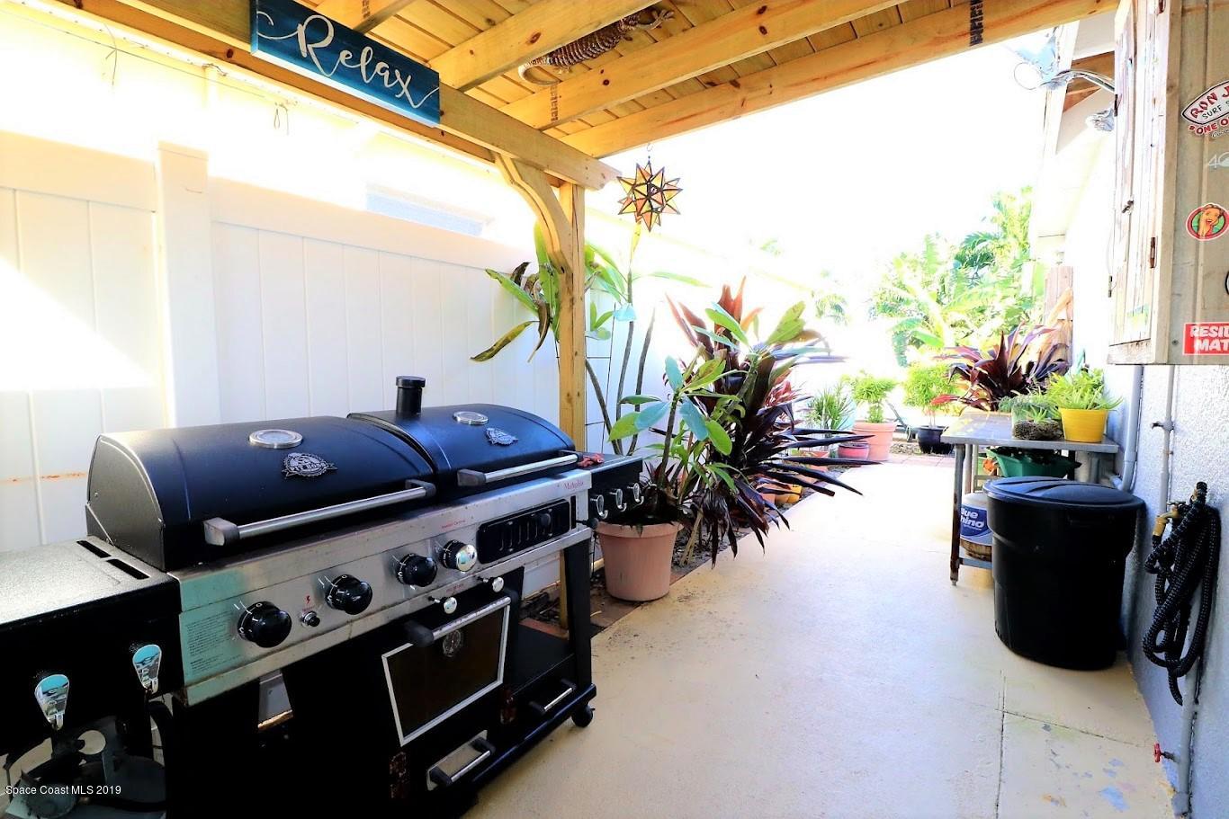 117 Chipola Road Cocoa Beach, FL 32931 - Photo 48 of 54 117 Chipola barbeque