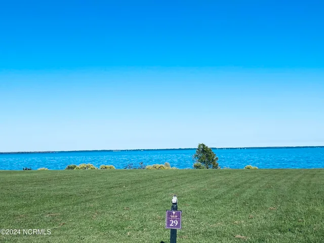 $330,000 | 118 Kingsview Court, Merry Hill, NC 27957