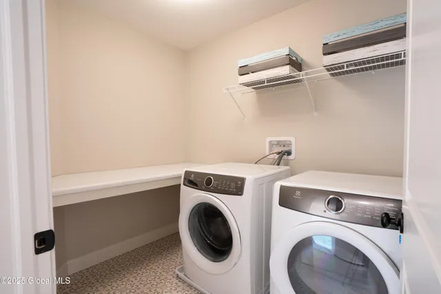 $612,200 | 16 Katharine Court, Ballston, NY 12019