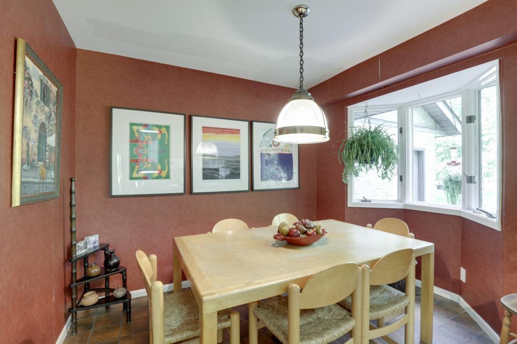 8753 Deer Path Eden Prairie, MN 55344 - Photo 11 of 43 Gallery Image 11