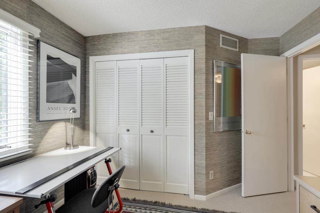 8753 Deer Path Eden Prairie, MN 55344 - Photo 24 of 43 Gallery Image 24