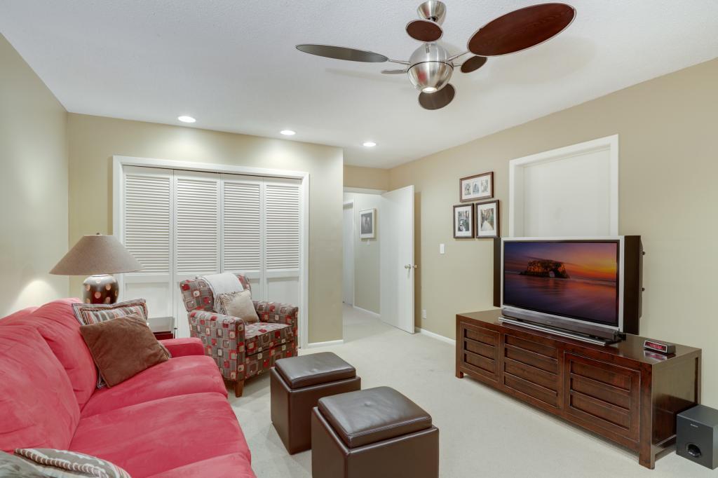 8753 Deer Path Eden Prairie, MN 55344 - Photo 29 of 43 Gallery Image 29