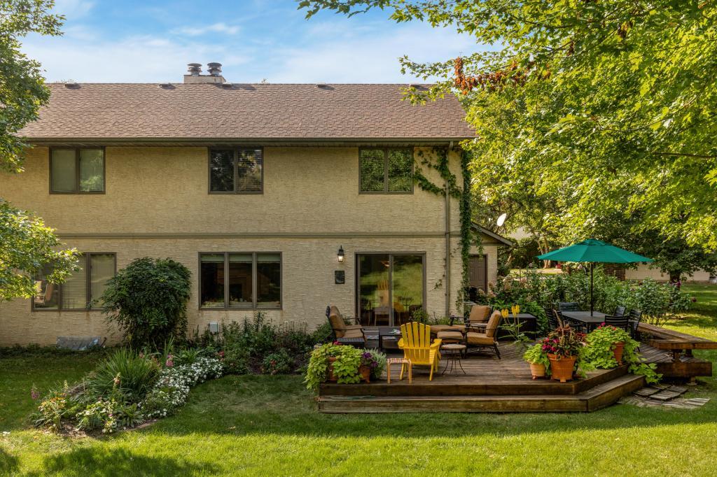 8753 Deer Path Eden Prairie, MN 55344 - Photo 35 of 43 Gallery Image 35