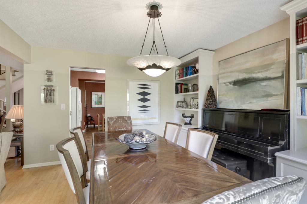 8753 Deer Path Eden Prairie, MN 55344 - Photo 9 of 43 Gallery Image 9