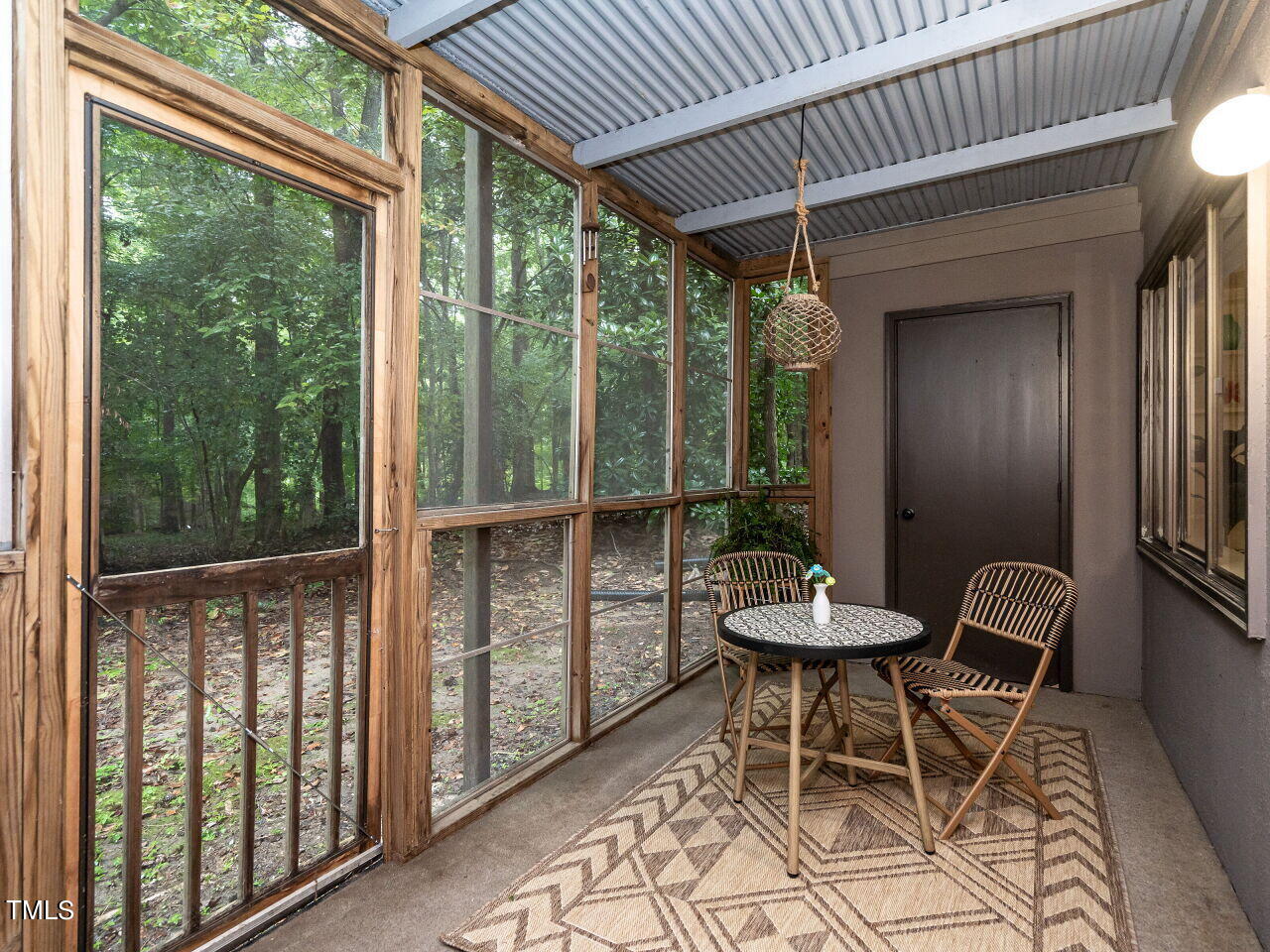 3088 Colony Road, Unit B Durham, NC 27705 - Photo 22 of 23 022-1280x960-screened-porch