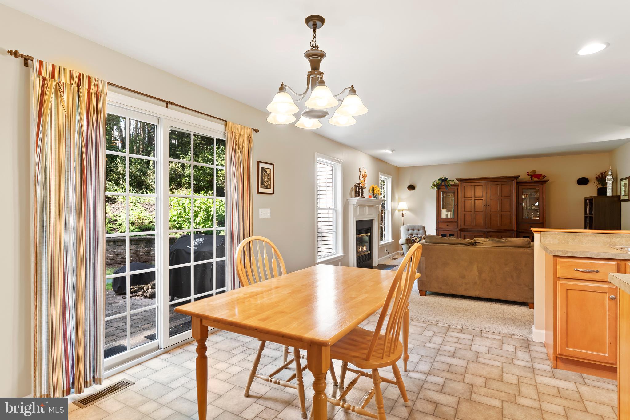 565 Nauvoo Road Lewisberry, PA 17339 - Photo 16 of 40 Room for casual dining and everyday convenience