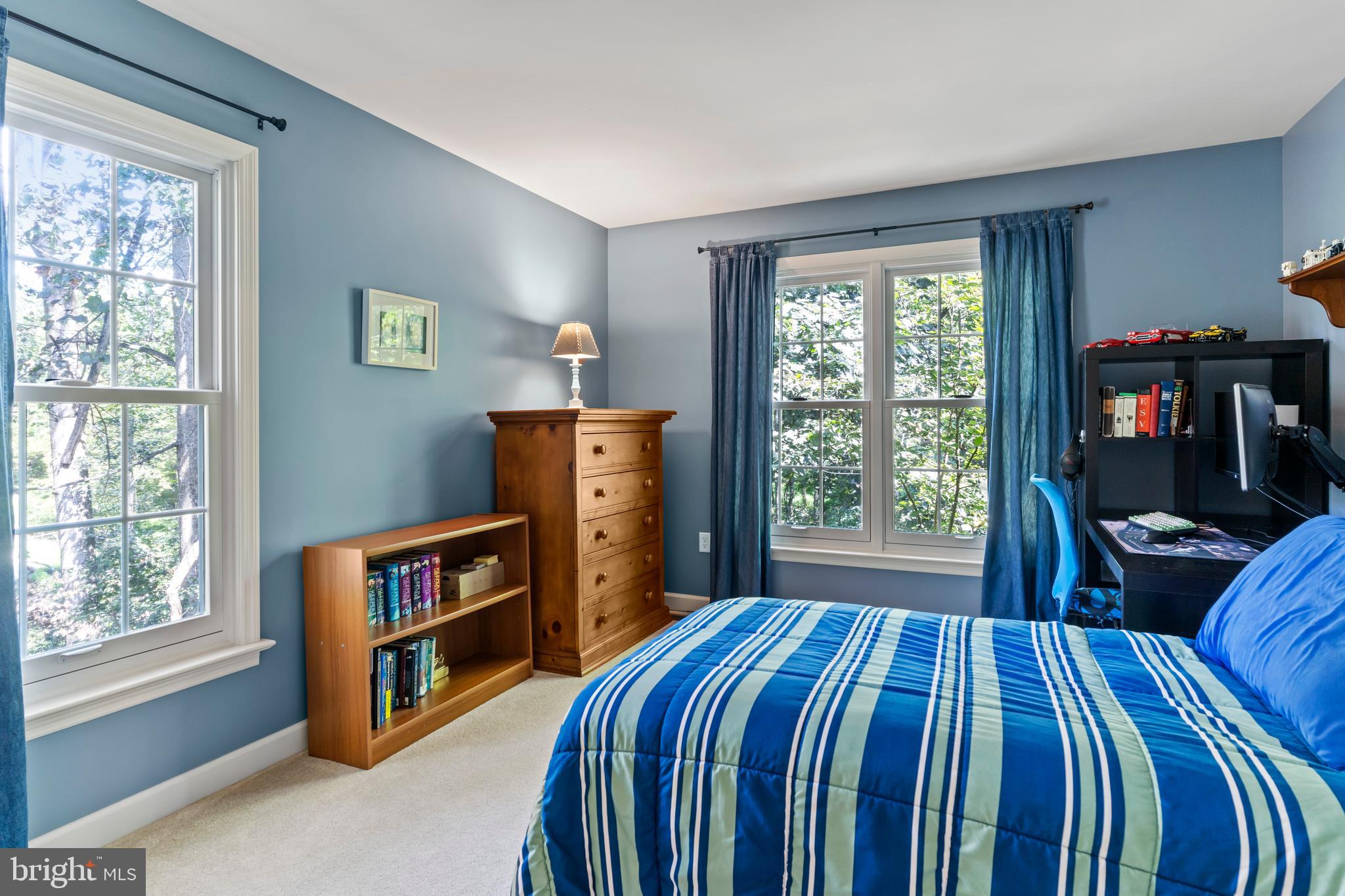 565 Nauvoo Road Lewisberry, PA 17339 - Photo 28 of 40 Bedroom 2 with lots of light