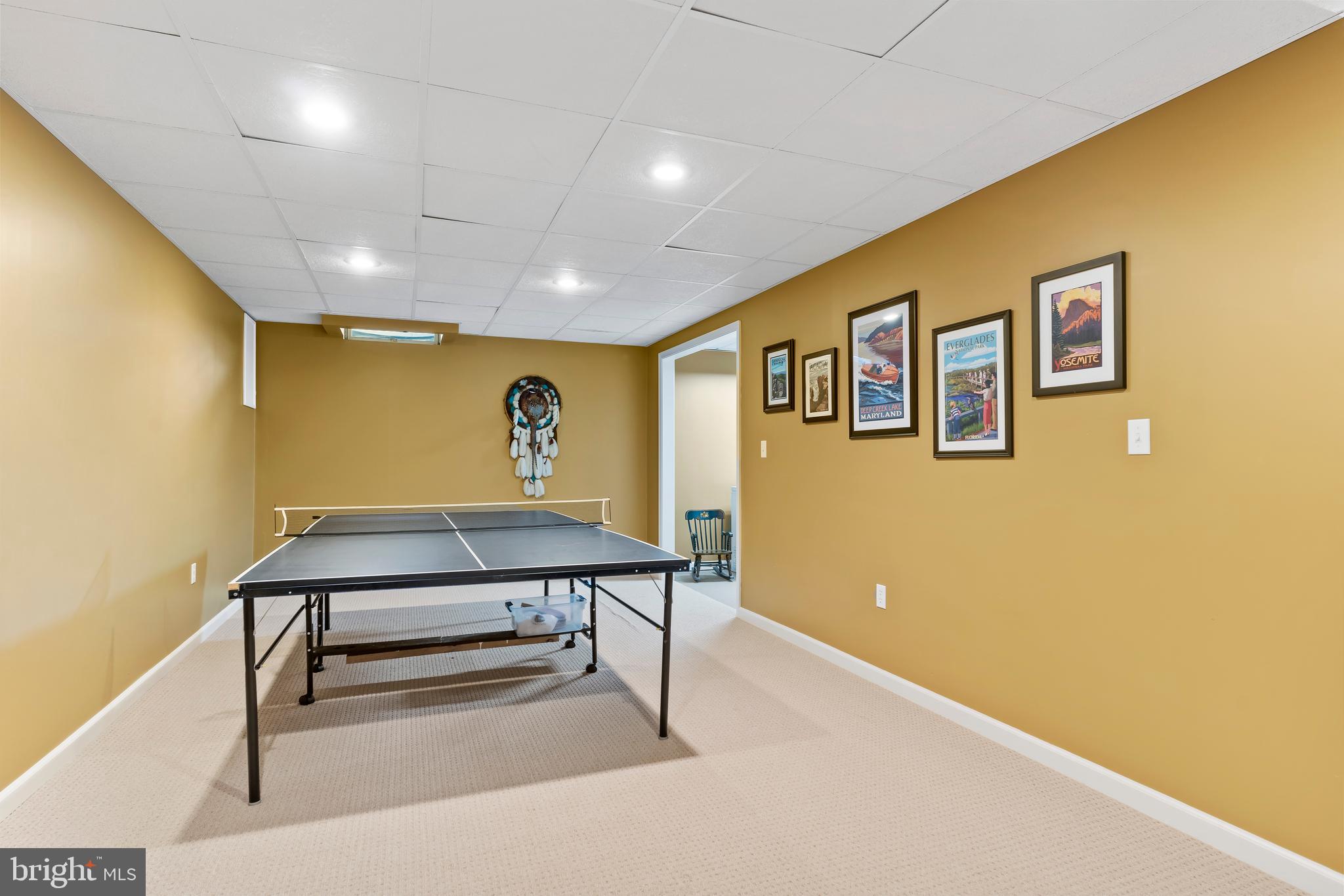 565 Nauvoo Road Lewisberry, PA 17339 - Photo 36 of 40 Expansive and adaptable space
