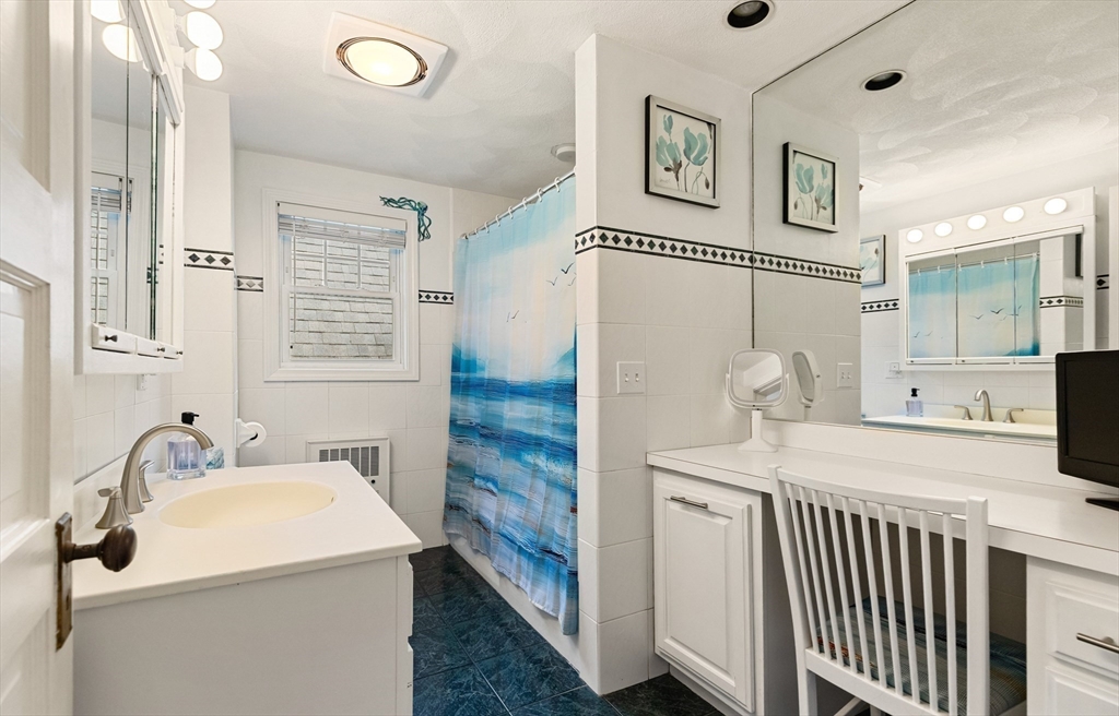 15 Garden Road Stoneham, MA 02180 - Photo 32 of 42