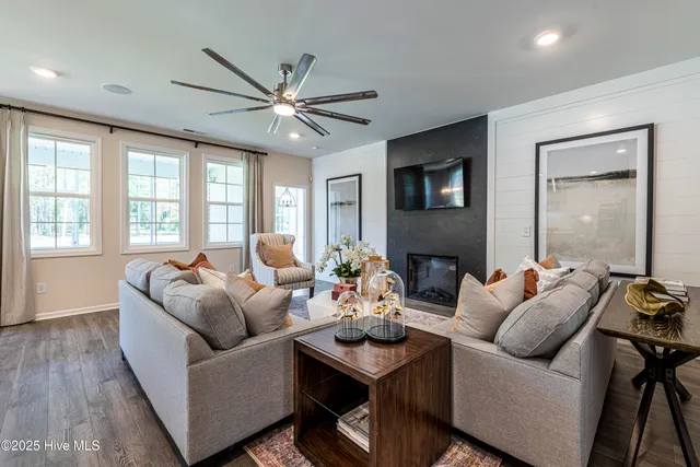 $469,826 | 2012 Red Woodpecker Court, Unit 36, Leland, NC 28451