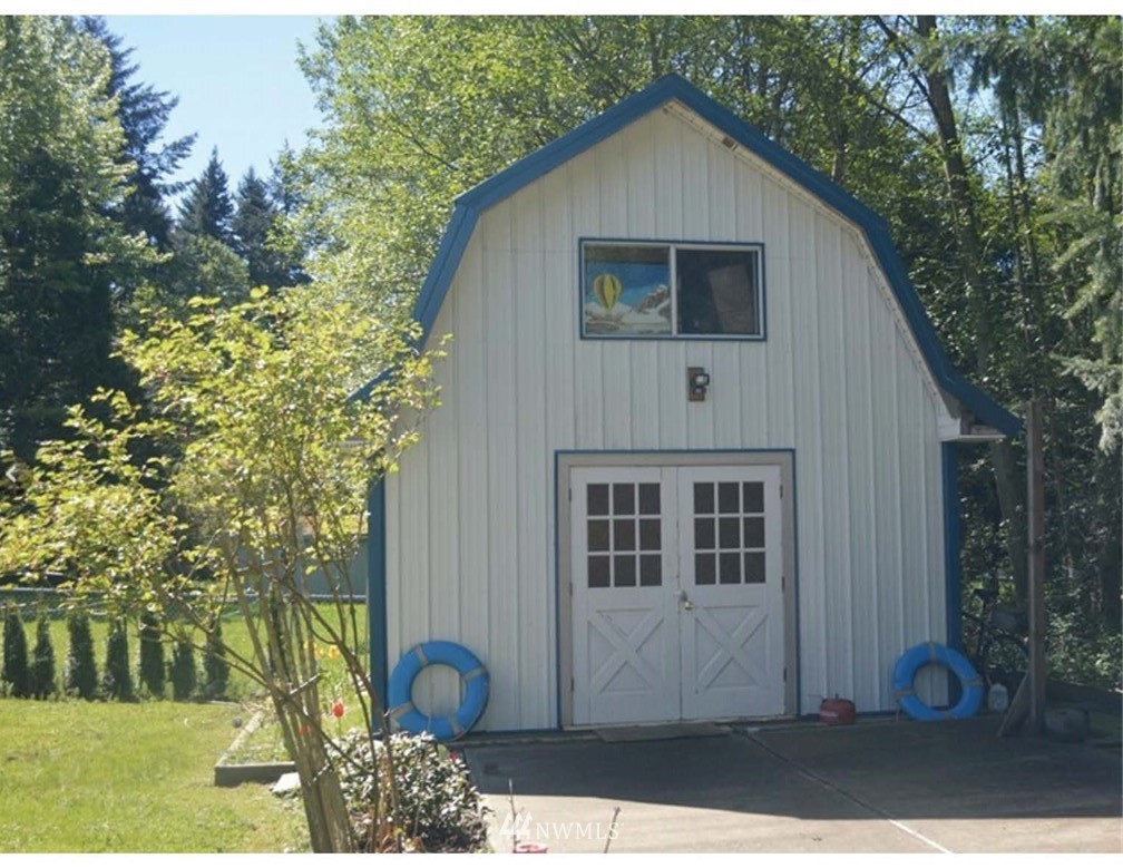 1885 Benson Road Point Roberts, WA 98281 - Photo 2 of 16