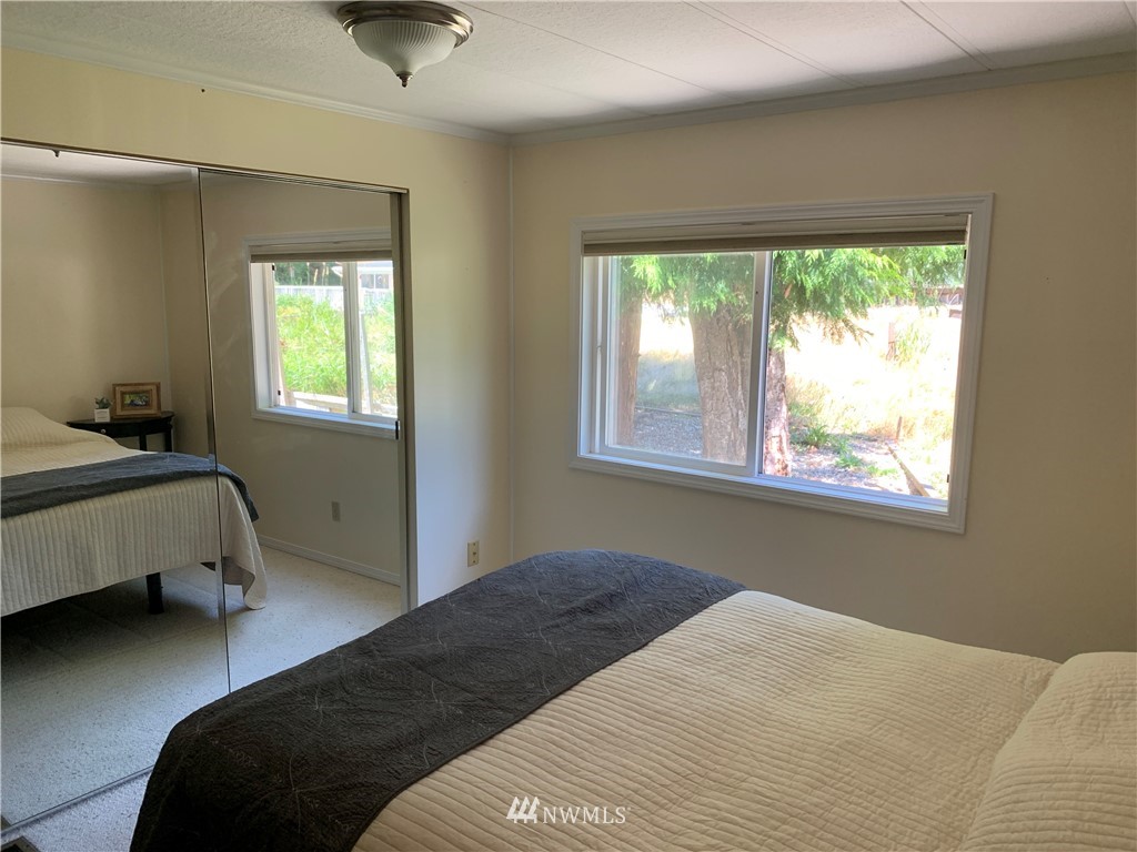 1885 Benson Road Point Roberts, WA 98281 - Photo 13 of 16