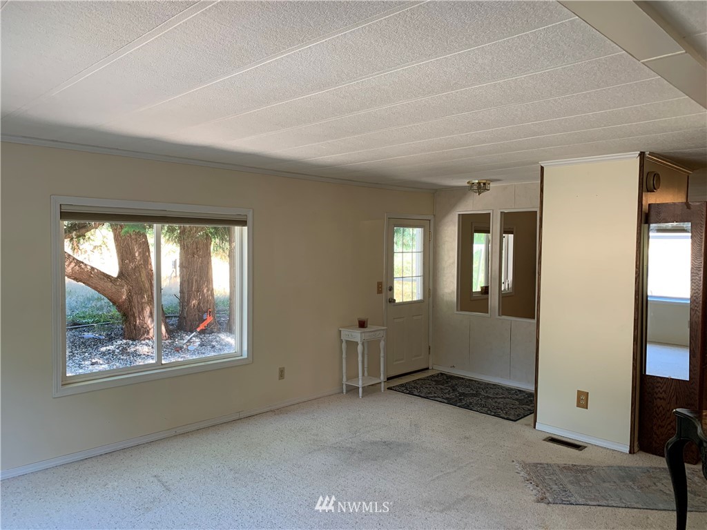 1885 Benson Road Point Roberts, WA 98281 - Photo 8 of 16