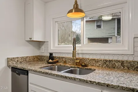 $599,900 | 712 Dorothea Drive, Raleigh, NC 27603