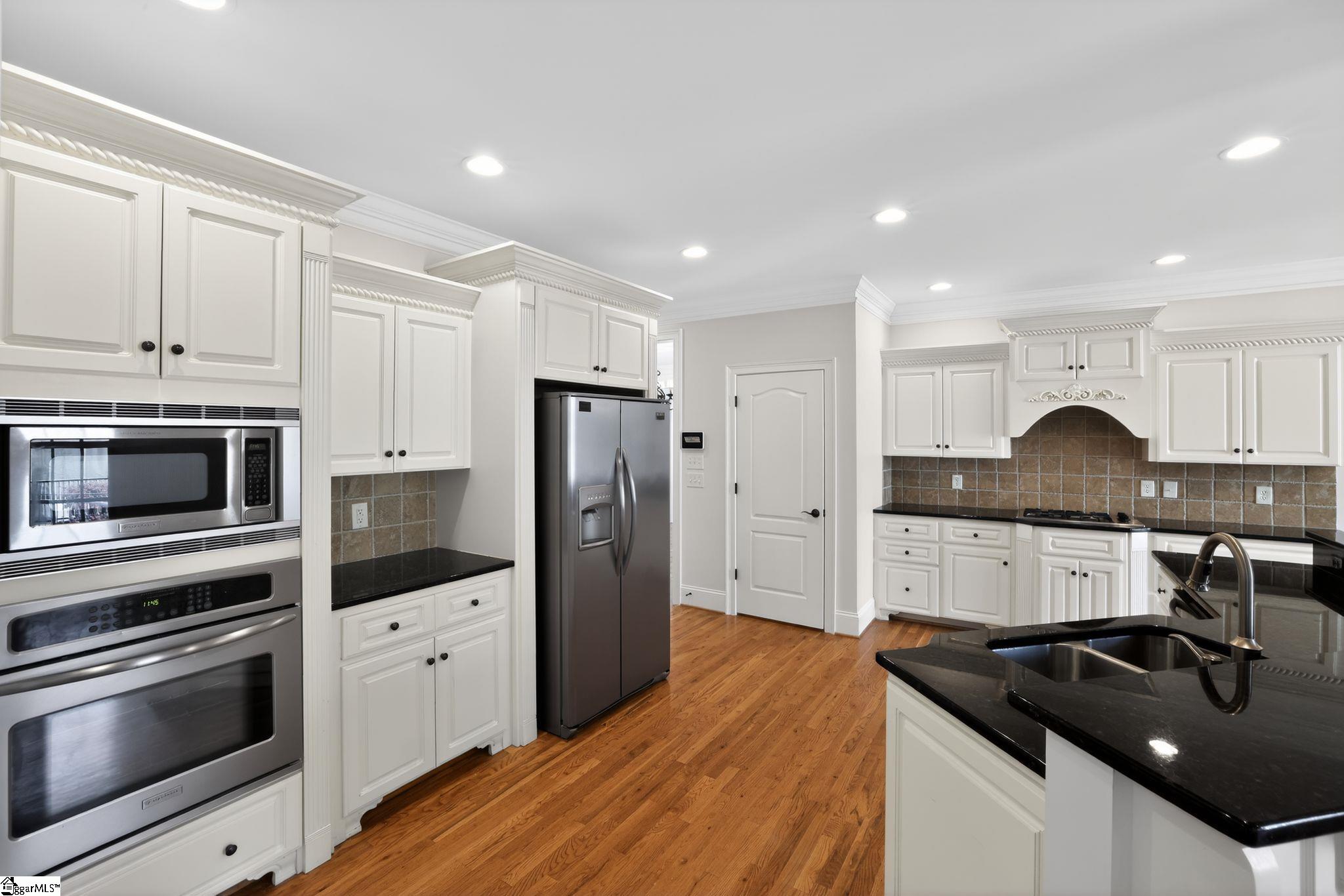 2 Dawn Meadow Court Simpsonville, SC 29680 - Photo 8 of 36