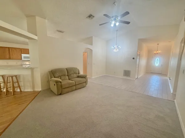 $302,500 | 231 Oak Branch Drive, Edgewater, FL 32141