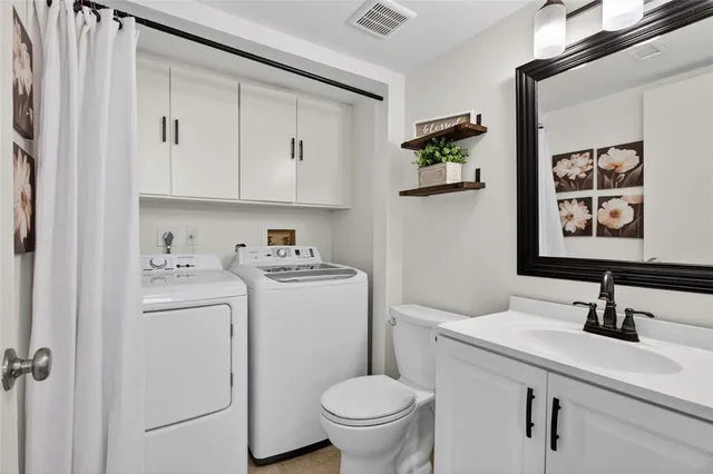 $385,000 | 6131 Northwest 55th Lane, Tamarac, FL 33319