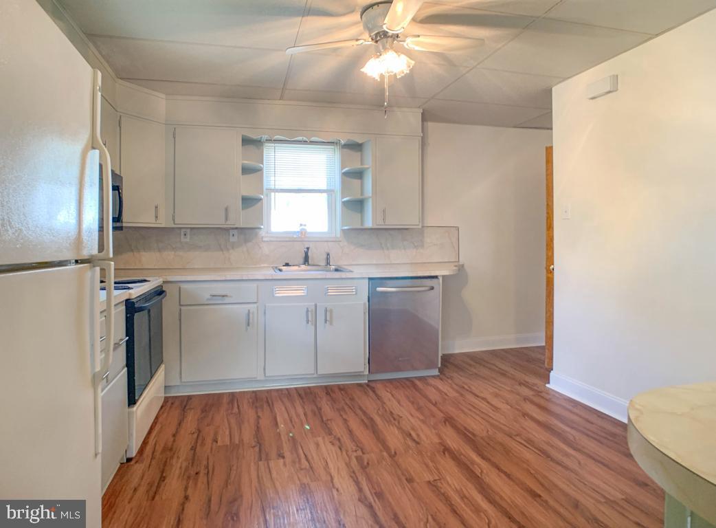 7936 Verree Road Philadelphia, PA 19111 - Photo 13 of 46 Dining Room