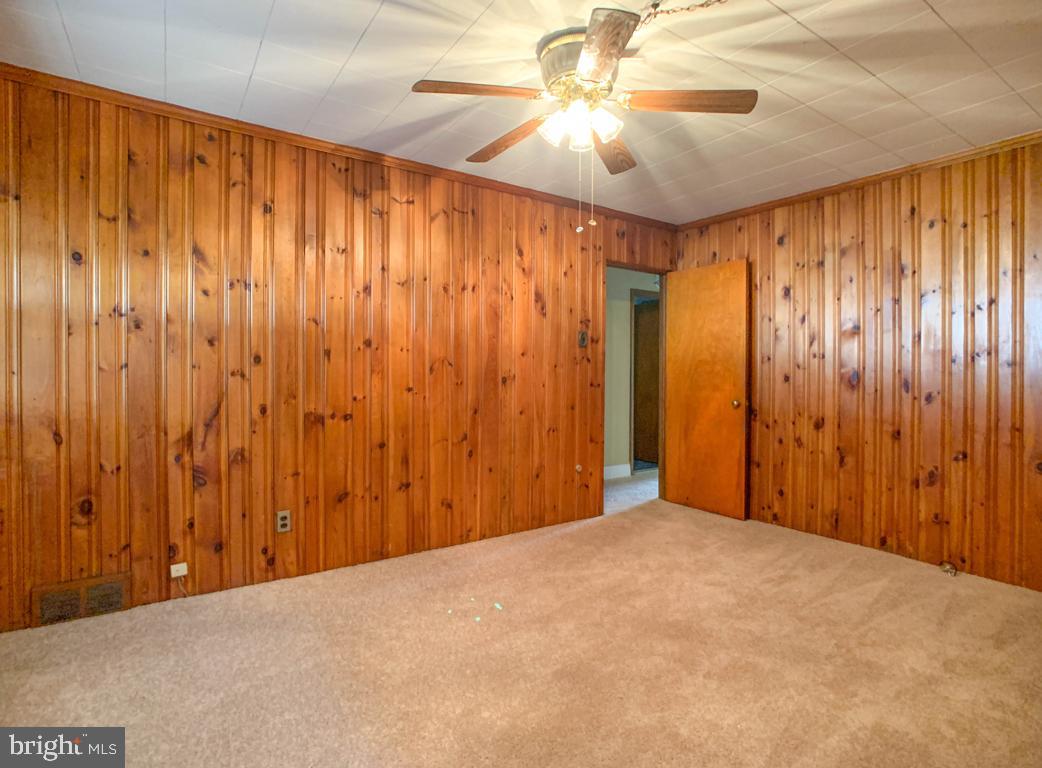 7936 Verree Road Philadelphia, PA 19111 - Photo 24 of 46 Bedroom 3/Den