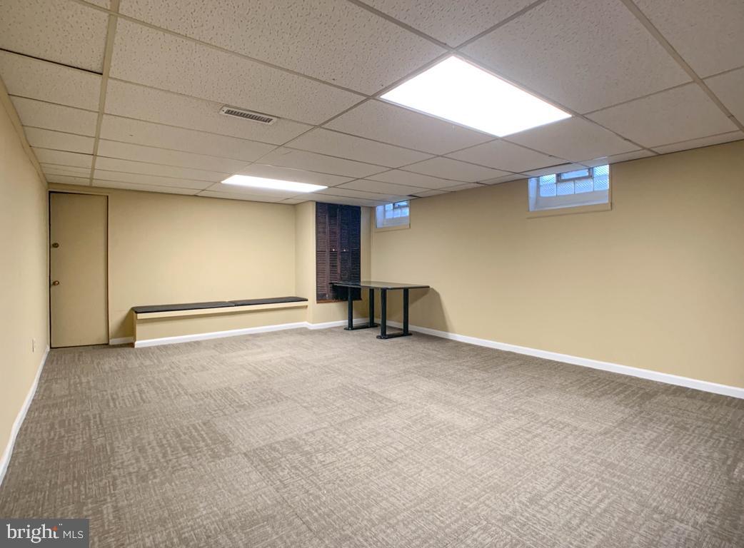 7936 Verree Road Philadelphia, PA 19111 - Photo 25 of 46 Family Room