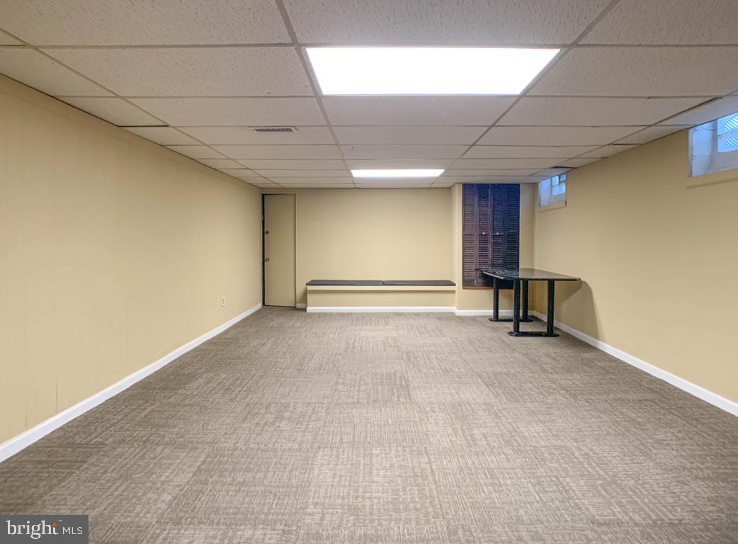 7936 Verree Road Philadelphia, PA 19111 - Photo 26 of 46 Family Room